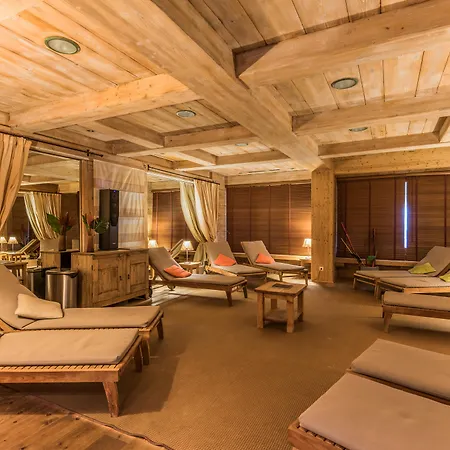 Pierre & Premium Les Fermes Du Soleil Aparthotel 4*